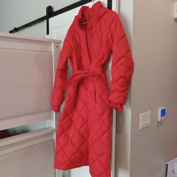 NEW BRIGHT RED Long Quilted Belted Athleta Boulevard Puffer Coat - Picture 1 of 6